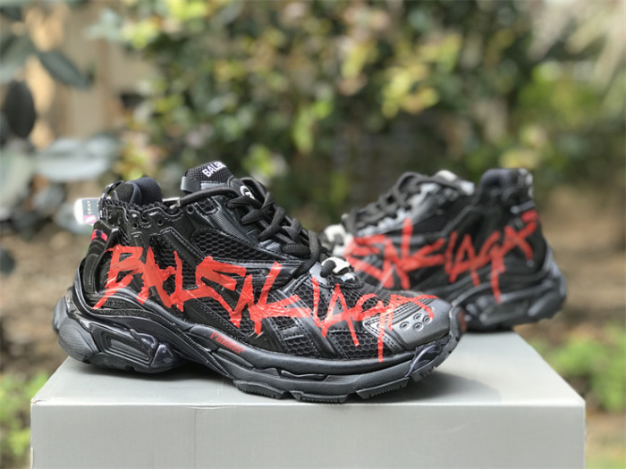 Balenciaga 7.0 high top black and red graffiti（7-12 work day deliver）