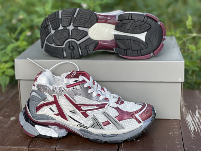 Balenciaga Sneaker white, gray and red color（7-12 work day deliver）
