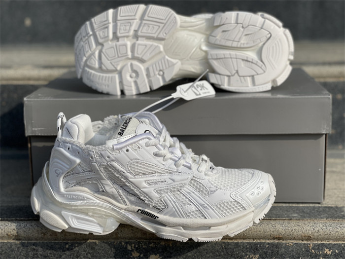 Balenciaga Sneaker pure white color（7-12 work day deliver）