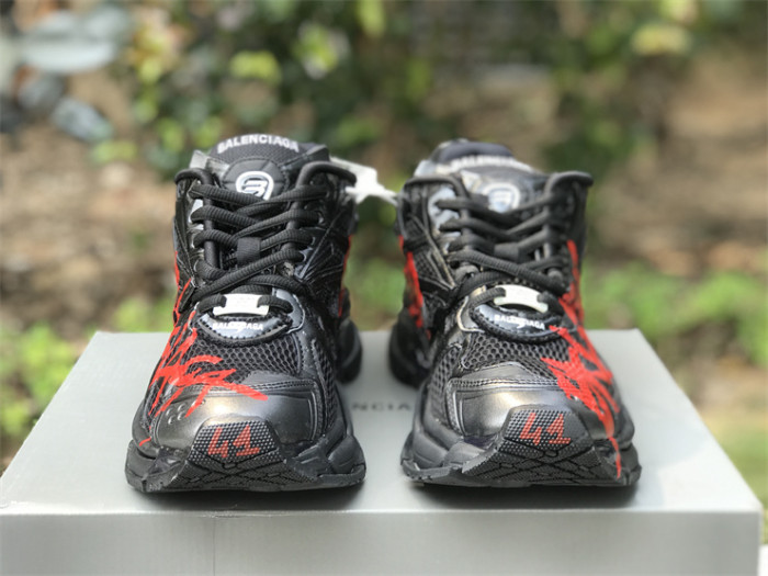 Balenciaga 7.0 high top black and red graffiti（7-12 work day deliver）