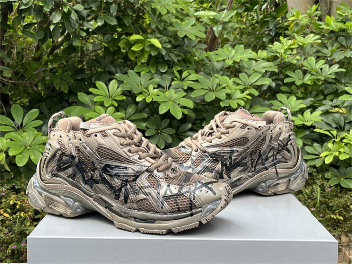 Balenciaga 7.0 high top gold graffiti（7-12 work day deliver）