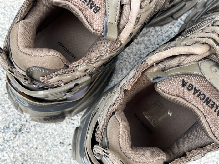 Balenciaga 7.0 high top gold graffiti（7-12 work day deliver）