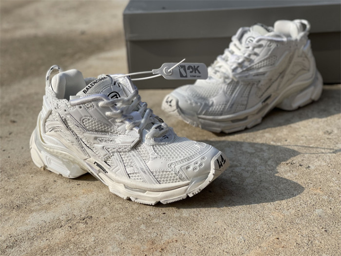 Balenciaga Sneaker pure white color（7-12 work day deliver）