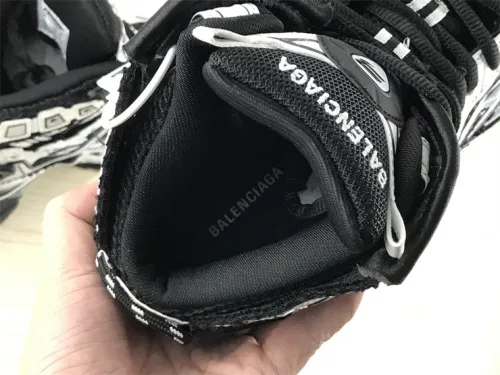 Balenciaga 7.0 high top white and black（7-12 work day deliver）