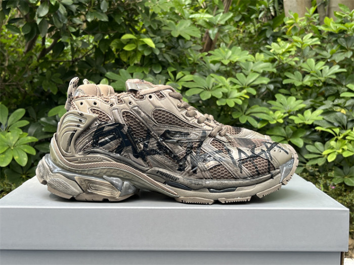 Balenciaga 7.0 high top gold graffiti（7-12 work day deliver）