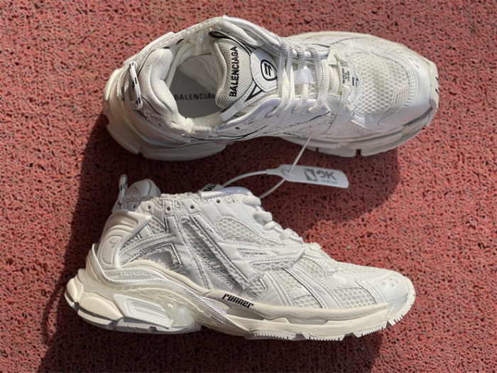 Balenciaga Sneaker pure white color（7-12 work day deliver）