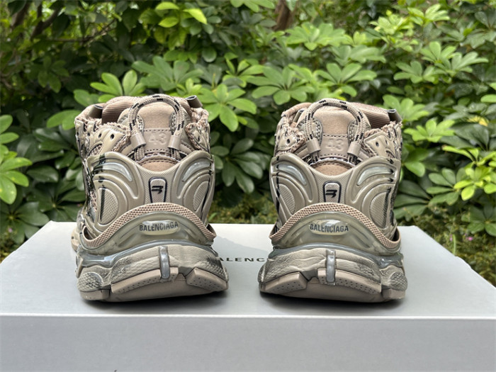 Balenciaga 7.0 high top gold graffiti（7-12 work day deliver）