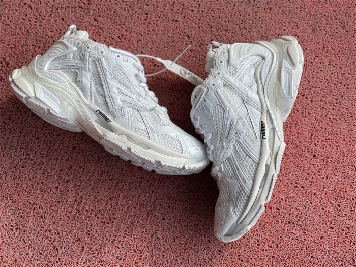 Balenciaga Sneaker pure white color（7-12 work day deliver）