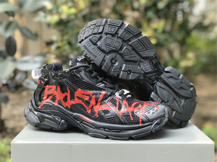 Balenciaga 7.0 high top black and red graffiti（7-12 work day deliver）