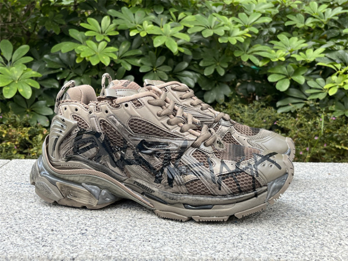 Balenciaga 7.0 high top gold graffiti（7-12 work day deliver）