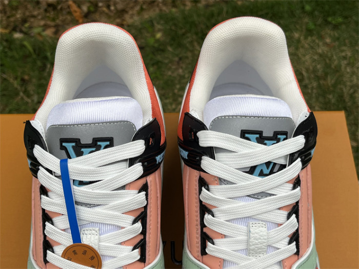 LV sneakers green and orange（7-12 work day deliver）