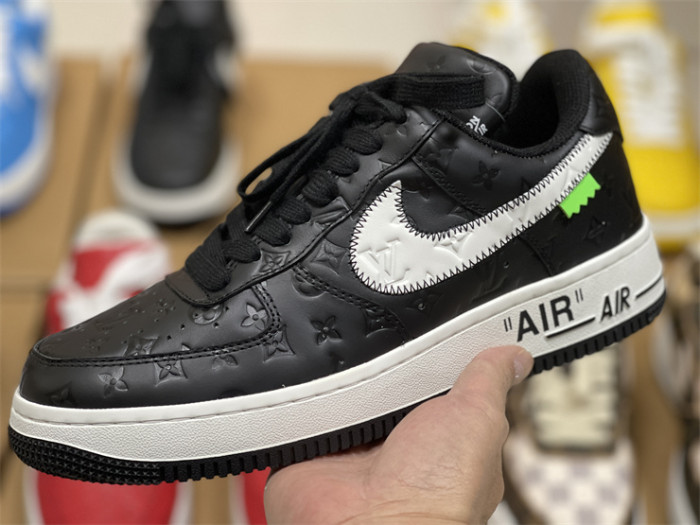 LOUIS VUITTON × Nike Air Force 1 Low Black（7-12 work day deliver）