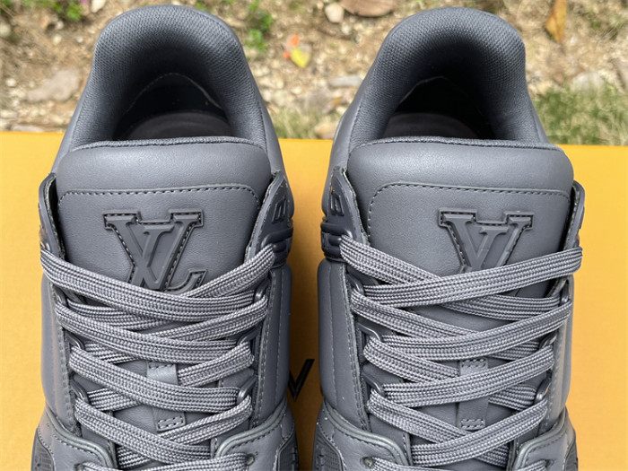 Louis Vuitton Trainer Silver Grey（7-12 work day deliver）