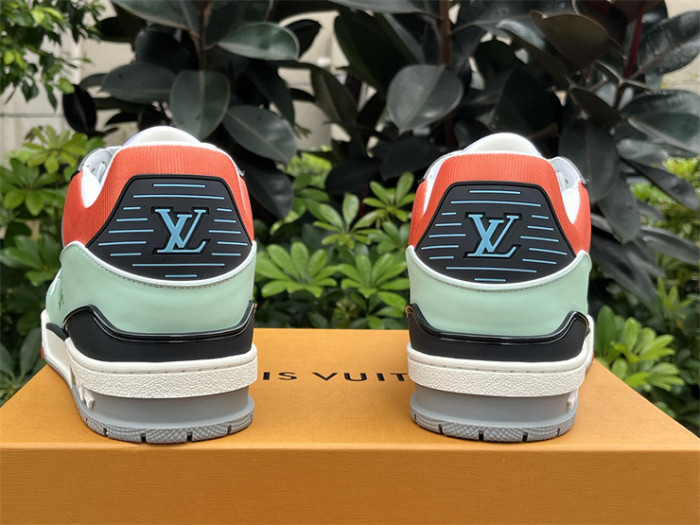 LV sneakers green and orange（7-12 work day deliver）
