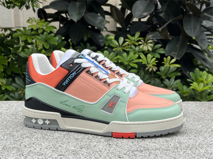 LV sneakers green and orange（7-12 work day deliver）