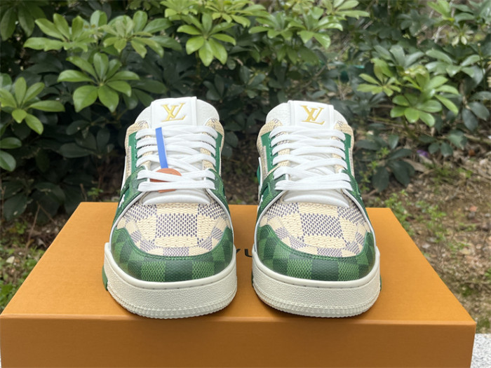 LV white and green checkerboard（7-12 work day deliver）