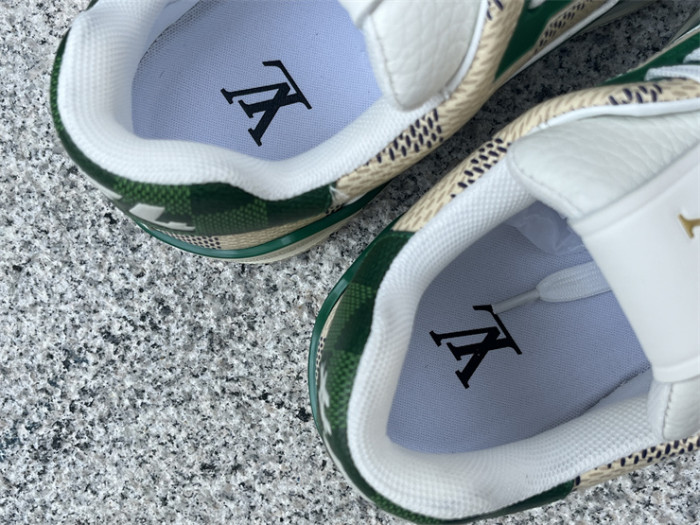 LV white and green checkerboard（7-12 work day deliver）