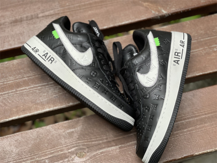 LOUIS VUITTON × Nike Air Force 1 Low Black（7-12 work day deliver）