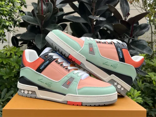 LV sneakers green and orange（7-12 work day deliver）