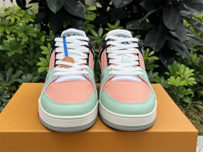 LV sneakers green and orange（7-12 work day deliver）