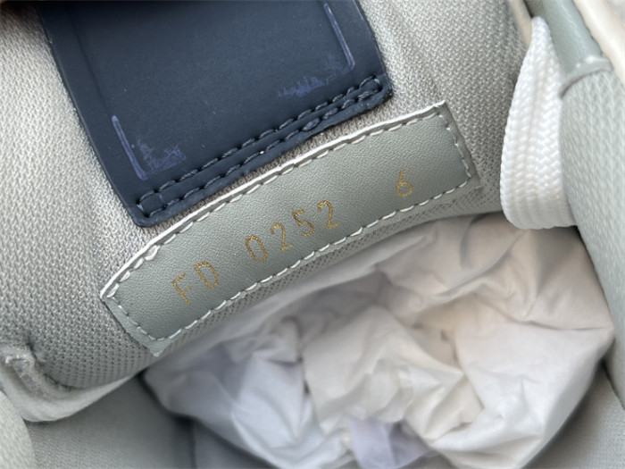 Louis Vuitton Trainer Berlin Exclusive（7-12 work day deliver）