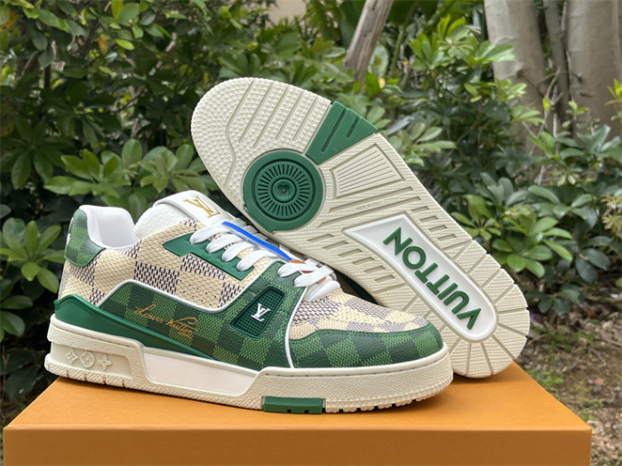 LV white and green checkerboard（7-12 work day deliver）
