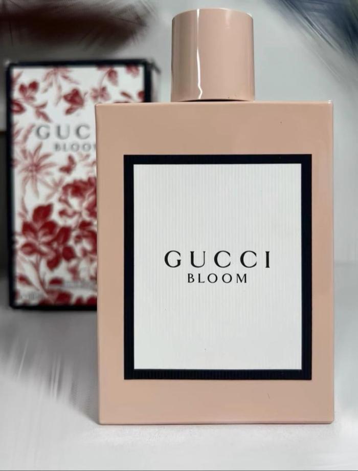 D084：Gucci Bloom 100ml eau de parfum