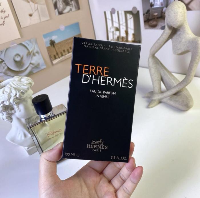 C210：Hermes Terre d'Hermès Eau de Parfum Intense 100ml