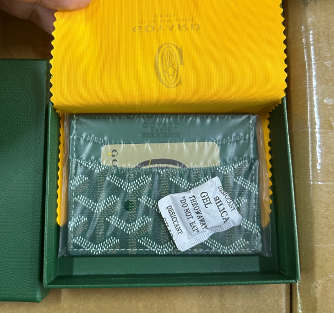 K12：goyard saint sulpice card holder green