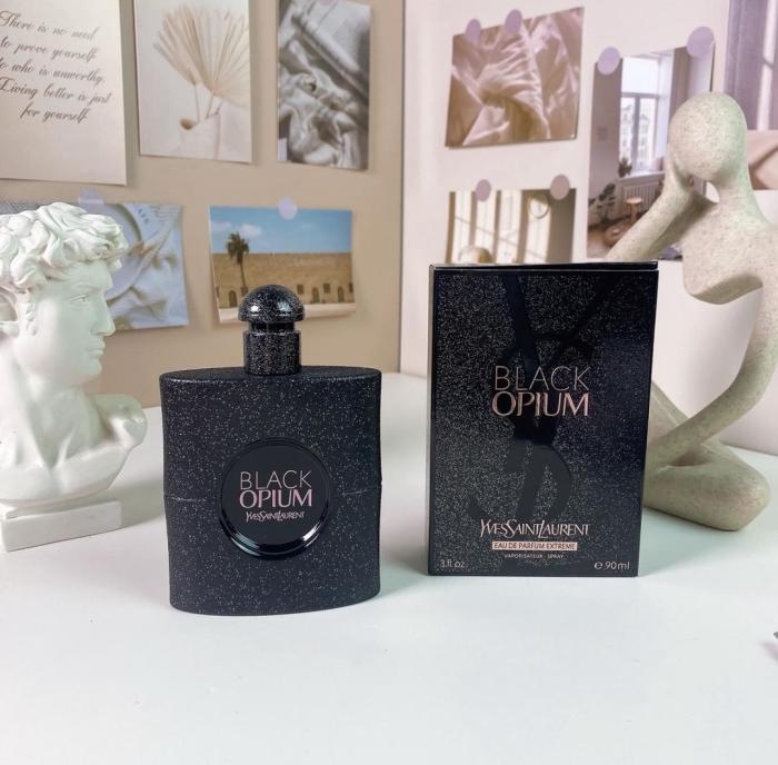 Y50：Yves Saint Laurent Black Opium Eau de Parfum Extreme 90ml