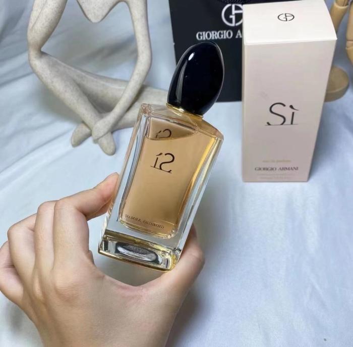 Y146：Giorgio Armani Sì Eau de Parfum 100ML