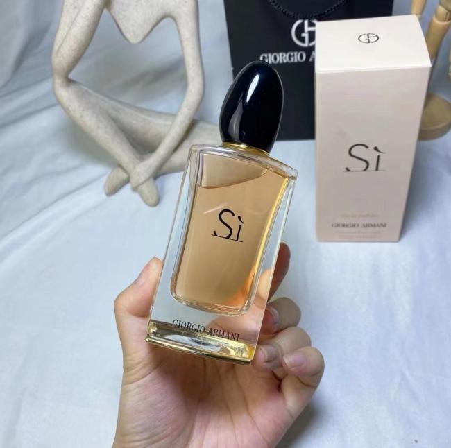 Y146：Giorgio Armani Sì Eau de Parfum 100ML