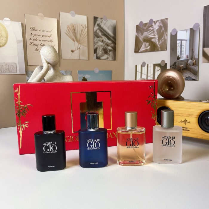 D110：Giorgio Armani Acqua di Giò 4-Piece 30ml Fragrance Gift Set (4×30ml)