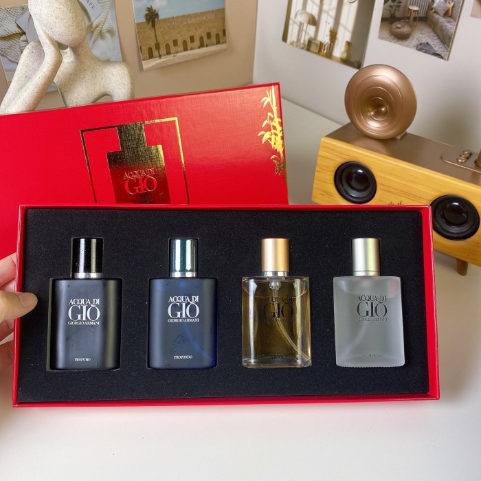 D110：Giorgio Armani Acqua di Giò 4-Piece 30ml Fragrance Gift Set (4×30ml)
