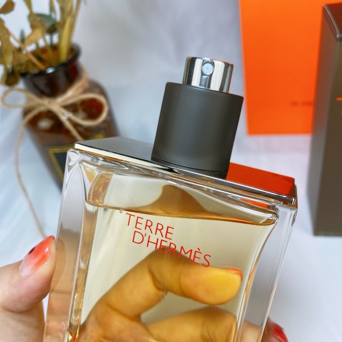 D094：Hermès Terre d’Hermès Eau de Toilette Spray 100ml