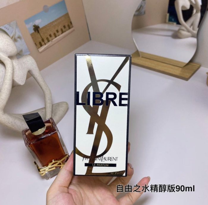 Y49：YSL Yves Saint Laurent Libre Le Parfum 90ml
