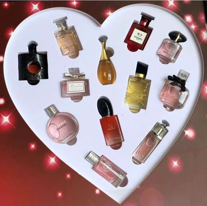 D124：Fragrance Favorites Women's Perfume Discovery Set – 12 Mini Fragrance Samples Gift Box