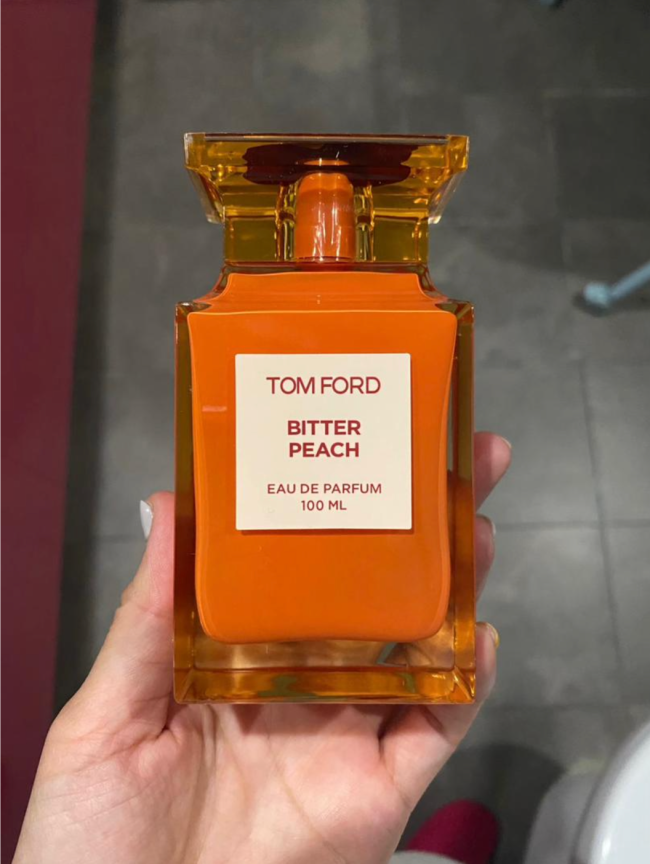 C56：Tom Ford Bitter Peach Eau de Parfum 100ml