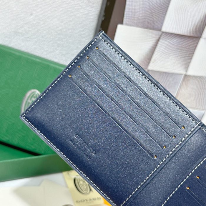 Q12：Goyard Saint-Pierre Wallet in Navy Goyardine Canvas