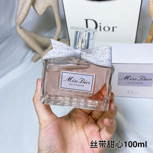 D027：Miss Dior Eau de Parfum 100ml