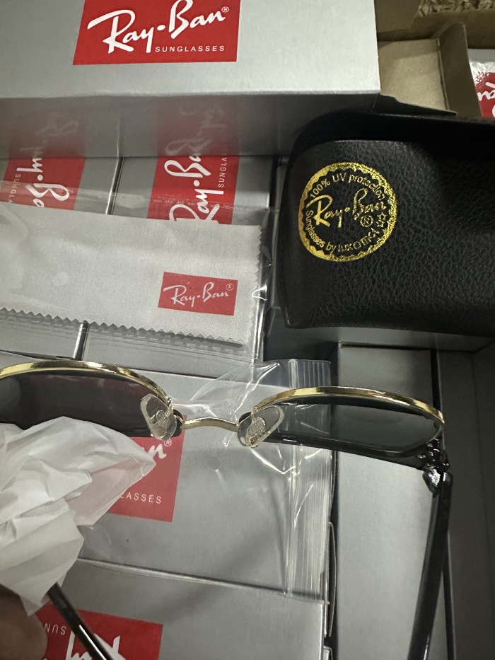 G12：Ray-Ban Clubmaster Sunglasses