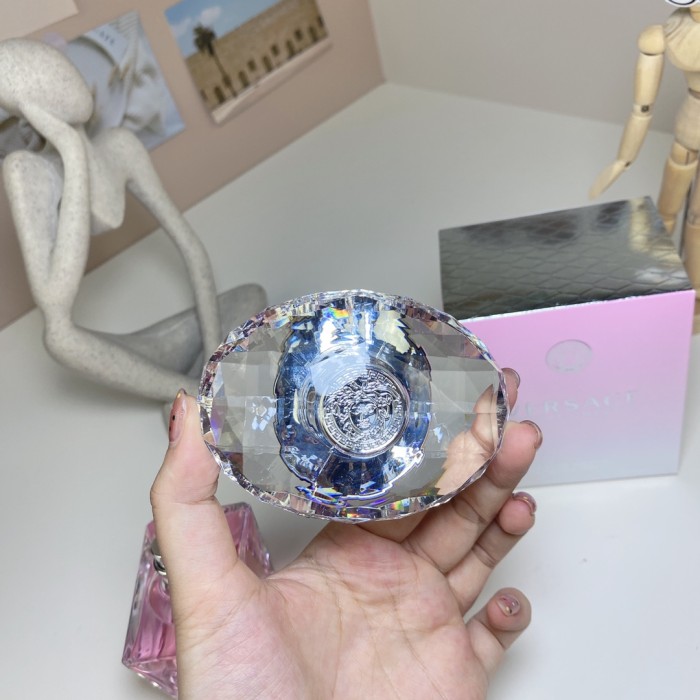 D131：Versace Bright Crystal Eau de Toilette 90ml