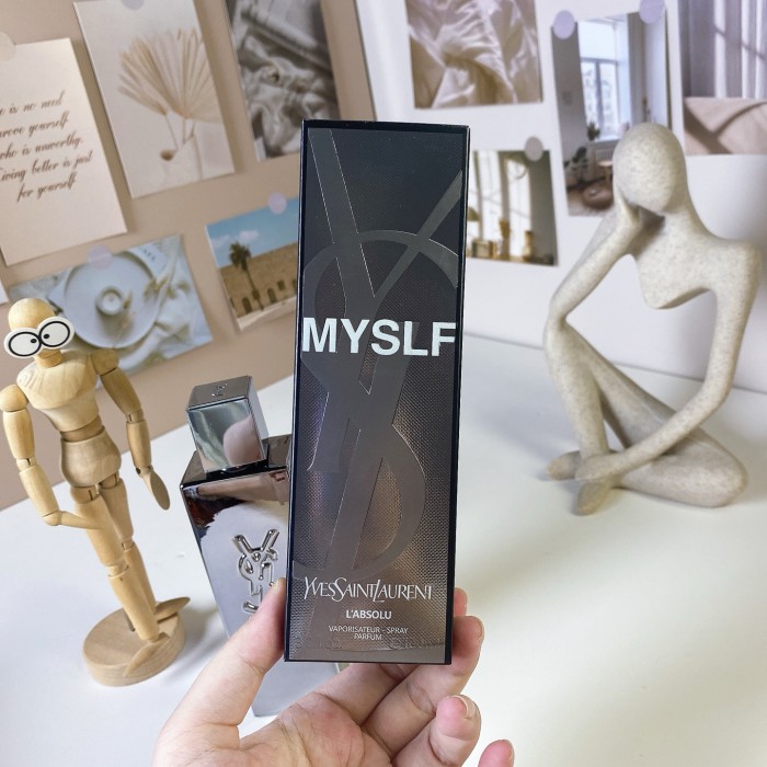 D100：Yves Saint Laurent MYSLF L’Absolu Parfum 100ml