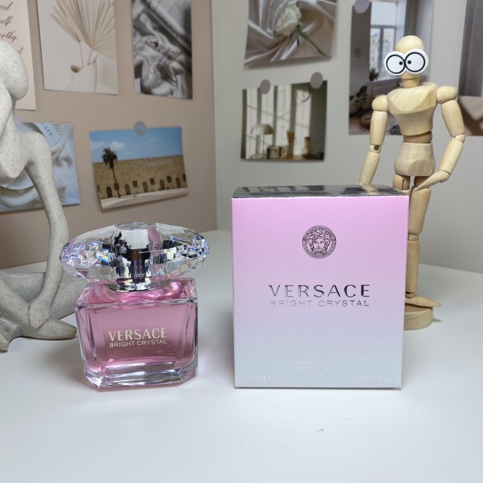 D131：Versace Bright Crystal Eau de Toilette 90ml