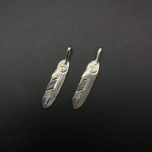 Smooth Small Feather Pendant