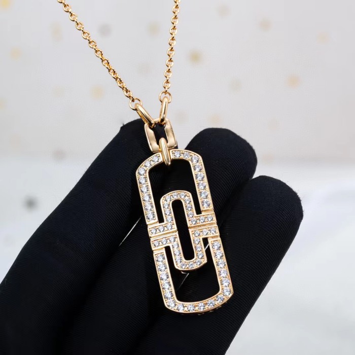 Paper clip Necklace