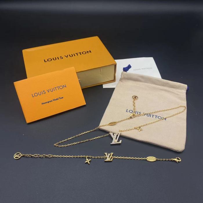 Full diamond Logo Necklace