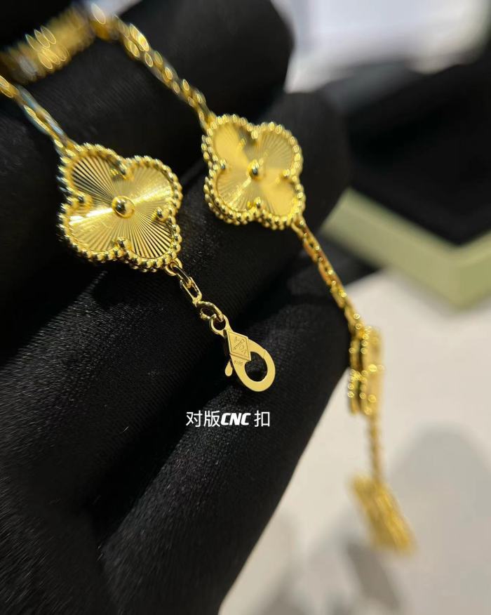 Laser 5 Flower Bracelet