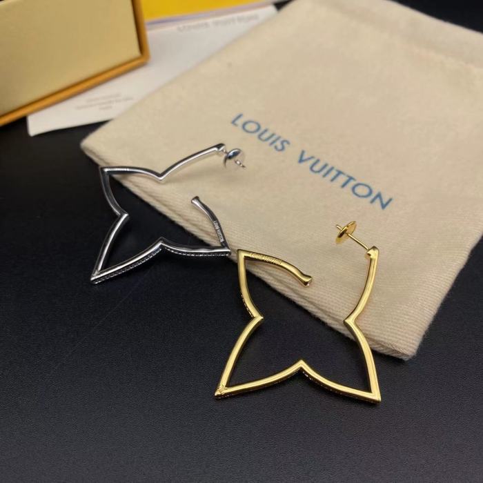 Hollow Clover Earrings