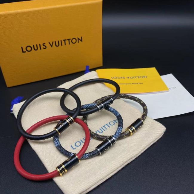 Leather ring bracelet